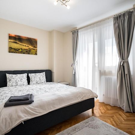 City View Apartment With Private Balcony Бухарест Экстерьер фото